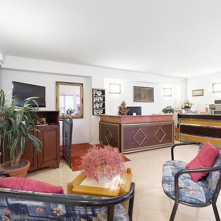 Hotel Residence Des Bains Cesena Bagian luar foto